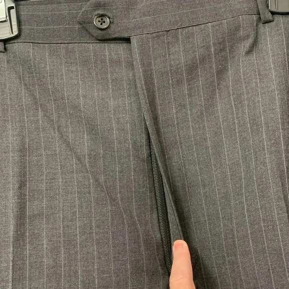 Men’s Joseph & Feiss Gray Pin Striped Suit Size  42 EUC - Picture 7 of 16